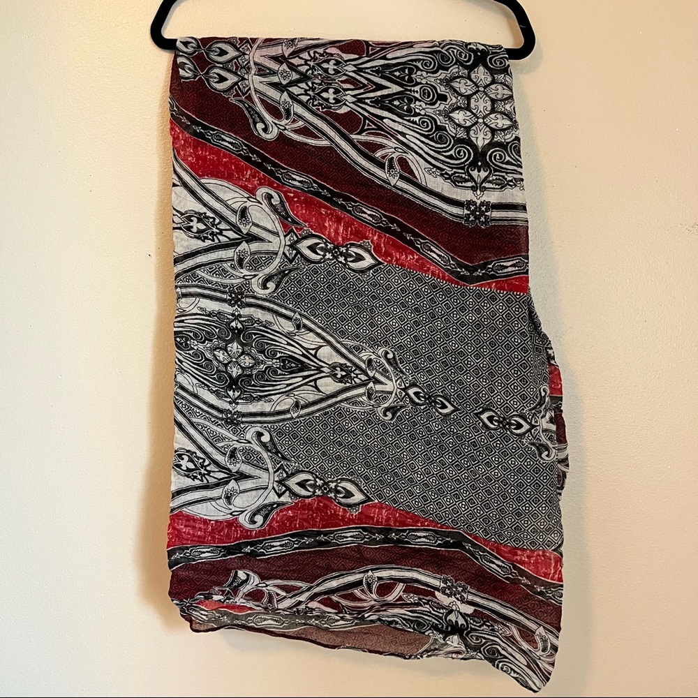 Scarf - Picture 5 of 6